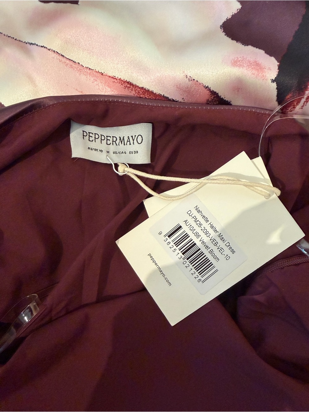 Peppermayo Niahvette Halter Midaxi
Dress - Velvet Bloom Size 6 - Picture 5 of 5